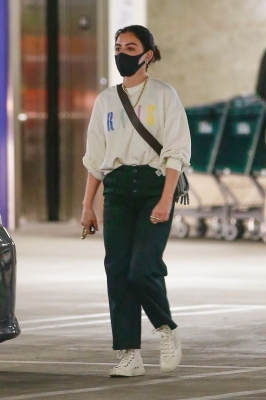 shoppingla240121-015.jpg