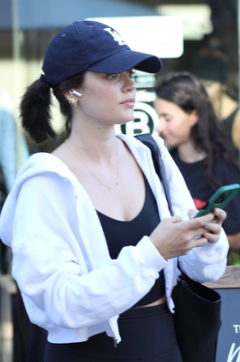 shoppingla290824-001.jpg