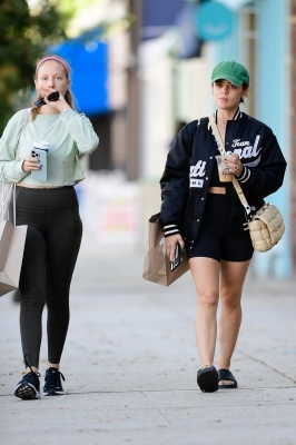 shoppingla291022-005.JPG
