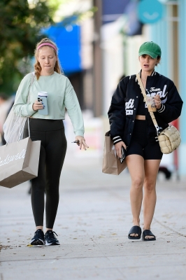 shoppingla291022-014.JPG