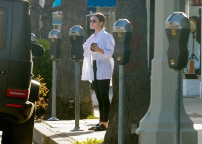 shoppingsc090422-101.jpg