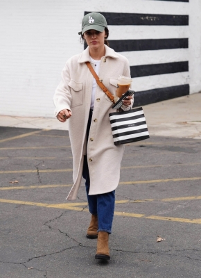 shoppingsc301222-013.JPG