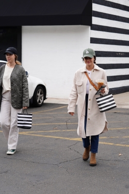 shoppingsc301222-055.JPG