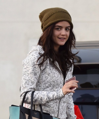 shoppingwh061215-001.jpg