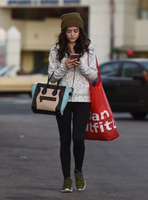shoppingwh061215-017.jpg