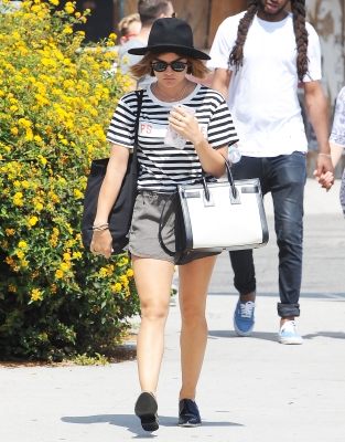 shopwh060715-055.jpg