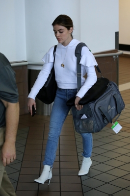 HQ
