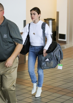 HQ
