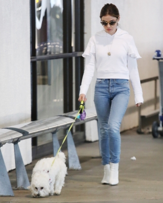 HQ
