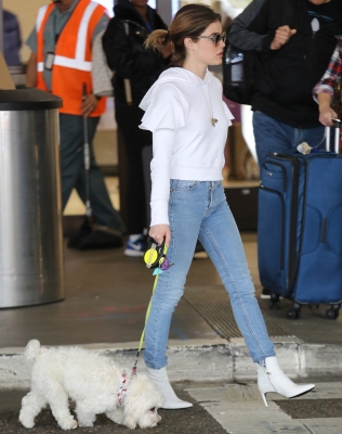 HQ
