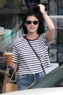 steppedoutinla300918-001.jpg