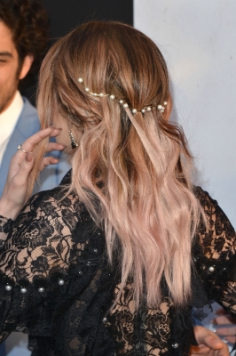 HQ
