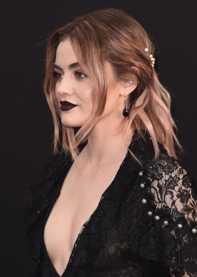 HQ
