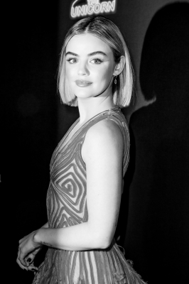 HQ
