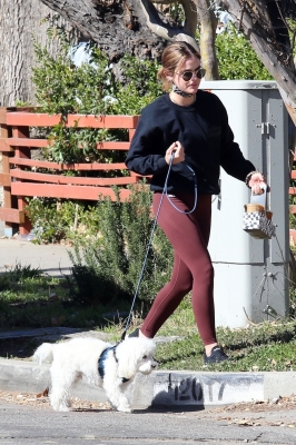 walkingela180221-006.jpg