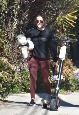 walkingela180221-012.jpg