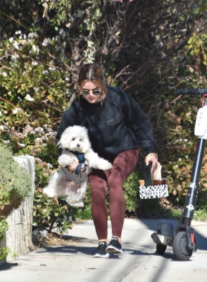 walkingela180221-014.jpg