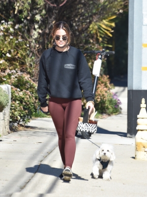 walkingela180221-020.jpg