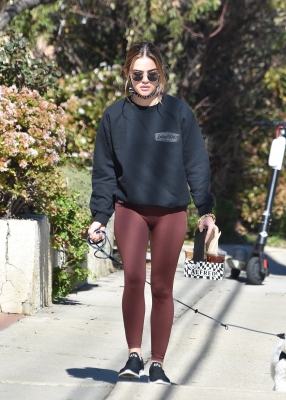 walkingela180221-030.jpg