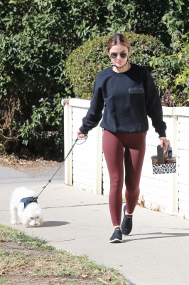 walkingela180221-044.jpg