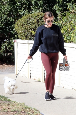walkingela180221-047.jpg