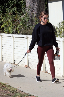 walkingela180221-053.jpg