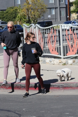 walkingela180221-068.jpg