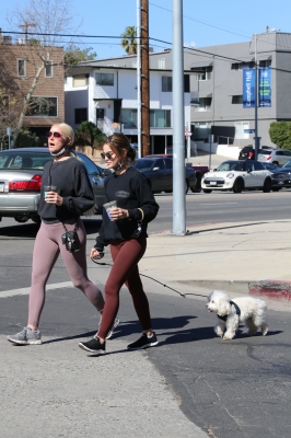 walkingela180221-070.jpg