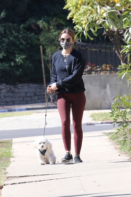 walkingela180221-072.jpg
