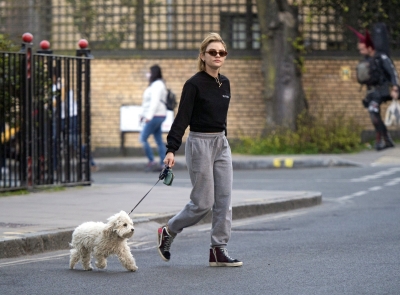 walkingherdoginlondon_2804_021.jpg