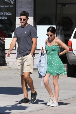 walkinginla270618-009.jpg