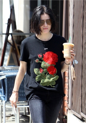 HQ
