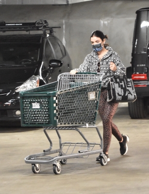 wholefoodsinstudiocity_020121_040.jpg