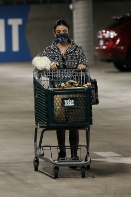 wholefoodsinstudiocity_020121_060.jpg