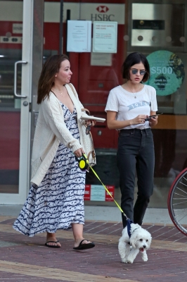 HQ
