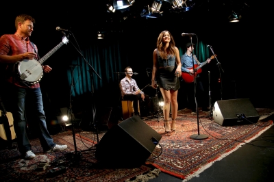 yahoomusic040614-005.JPG