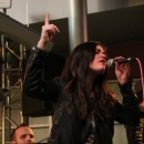 1025knix040214-004.jpg