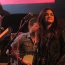 1025knix040214-008.jpg