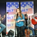 987wmzq220114-007.jpg