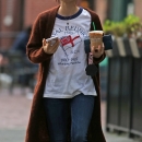 GrabsAnIcedCoffeeNov17-005.jpg