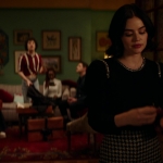 Katy_Keene_S01E10_Chapter_Ten_Gloria_1080p_AMZN_WEB-DL_DDP5_1_H_264-KiNGS_0403.jpg