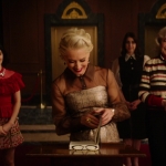 Katy_Keene_S01E10_Chapter_Ten_Gloria_1080p_AMZN_WEB-DL_DDP5_1_H_264-KiNGS_0548.jpg