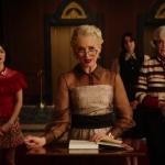 Katy_Keene_S01E10_Chapter_Ten_Gloria_1080p_AMZN_WEB-DL_DDP5_1_H_264-KiNGS_0572.jpg