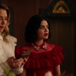 Katy_Keene_S01E10_Chapter_Ten_Gloria_1080p_AMZN_WEB-DL_DDP5_1_H_264-KiNGS_0599.jpg