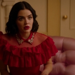 Katy_Keene_S01E10_Chapter_Ten_Gloria_1080p_AMZN_WEB-DL_DDP5_1_H_264-KiNGS_0622.jpg