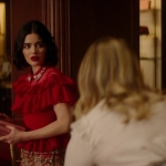Katy_Keene_S01E10_Chapter_Ten_Gloria_1080p_AMZN_WEB-DL_DDP5_1_H_264-KiNGS_0657.jpg