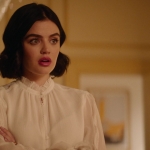 Katy_Keene_S01E10_Chapter_Ten_Gloria_1080p_AMZN_WEB-DL_DDP5_1_H_264-KiNGS_1097.jpg