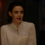 Katy_Keene_S01E10_Chapter_Ten_Gloria_1080p_AMZN_WEB-DL_DDP5_1_H_264-KiNGS_1382.jpg