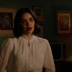 Katy_Keene_S01E10_Chapter_Ten_Gloria_1080p_AMZN_WEB-DL_DDP5_1_H_264-KiNGS_1438.jpg
