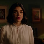 Katy_Keene_S01E10_Chapter_Ten_Gloria_1080p_AMZN_WEB-DL_DDP5_1_H_264-KiNGS_1453.jpg
